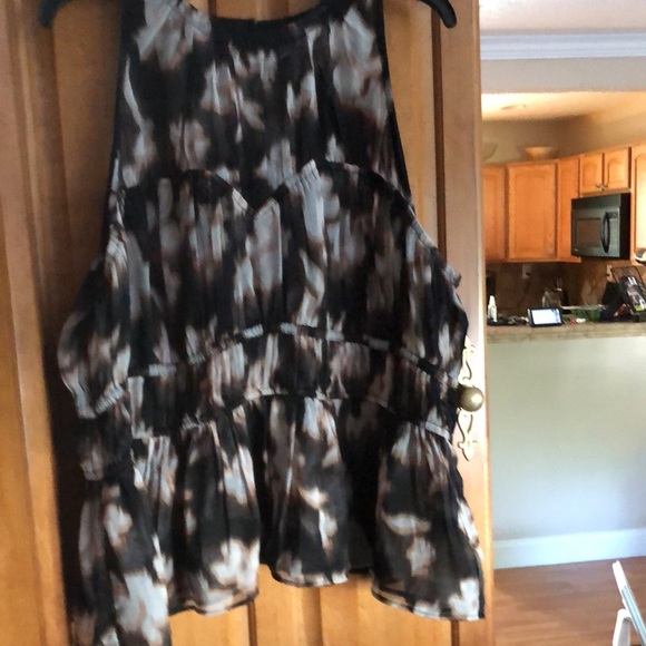 NWOT XXL super comfortable flowing top - Picture 2 of 5